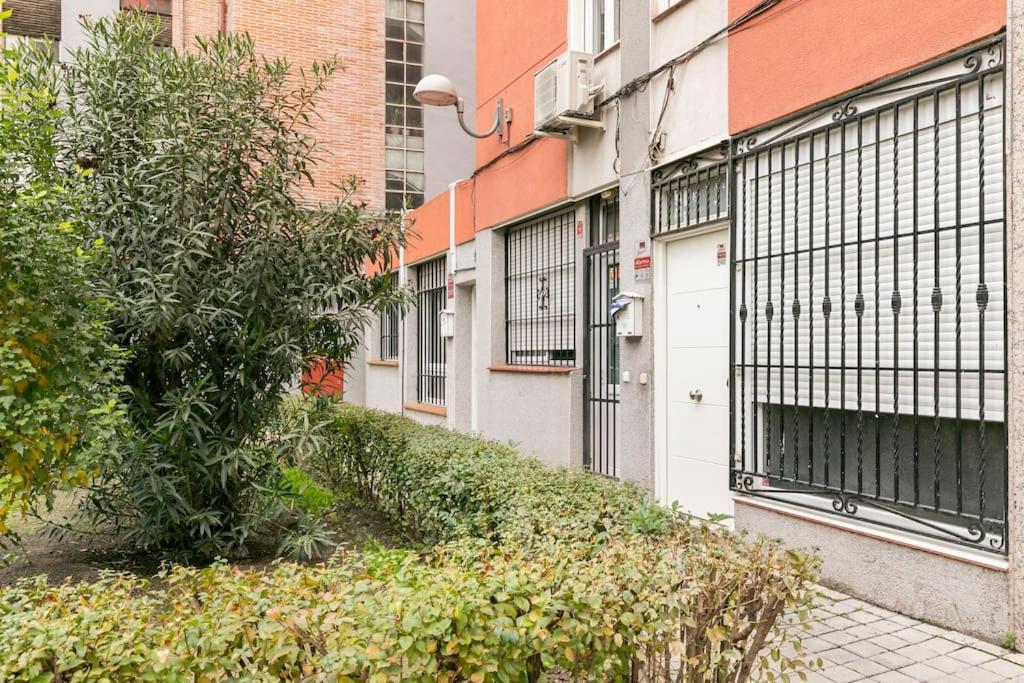 Acogedor Piso En Madrid De Dos Habitaciones Exterior foto